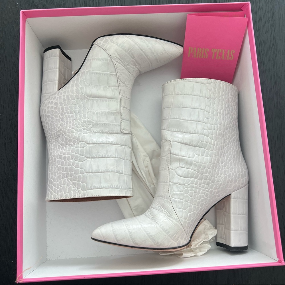Paris Texas white Grigio Perla embossed croc pullon heeled boot - with box - EUC